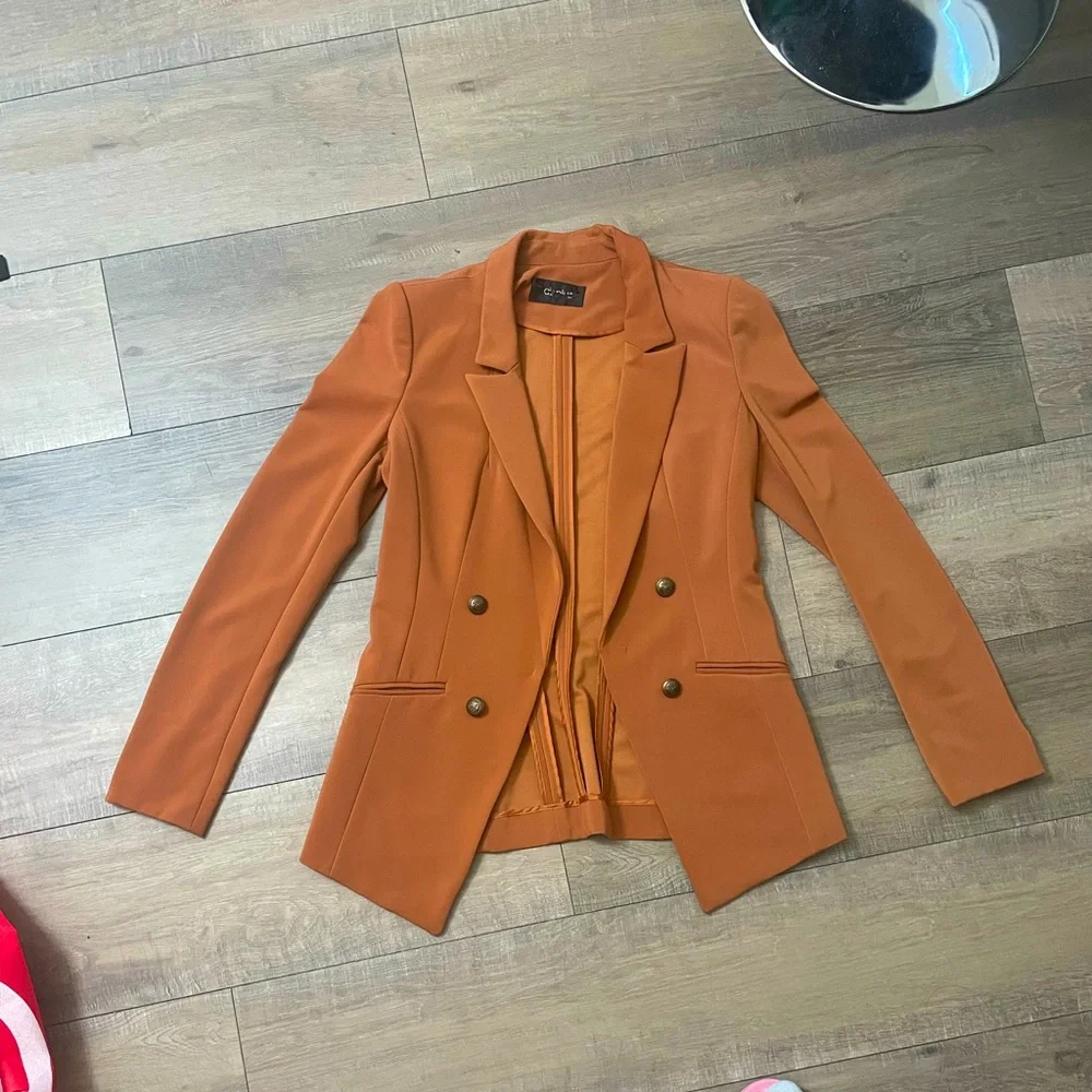 Orange brown jacket - Picture 2 of 6